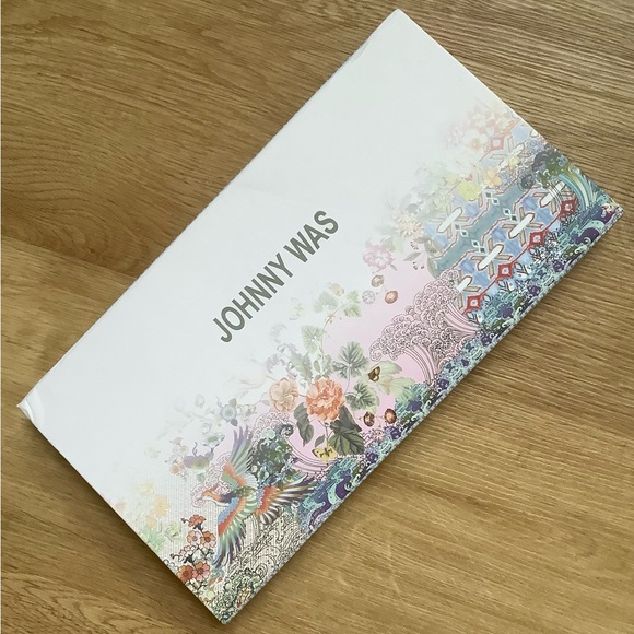 Johnny Was NWOT large silk square scarf with tassels includes original gift box - Picture 6 of 13